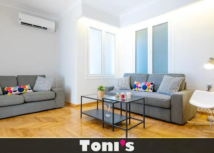 Toni\'S \